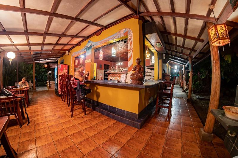 تختخواب و صبحانه Casa Zen