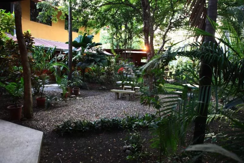 تختخواب و صبحانه Casa Zen