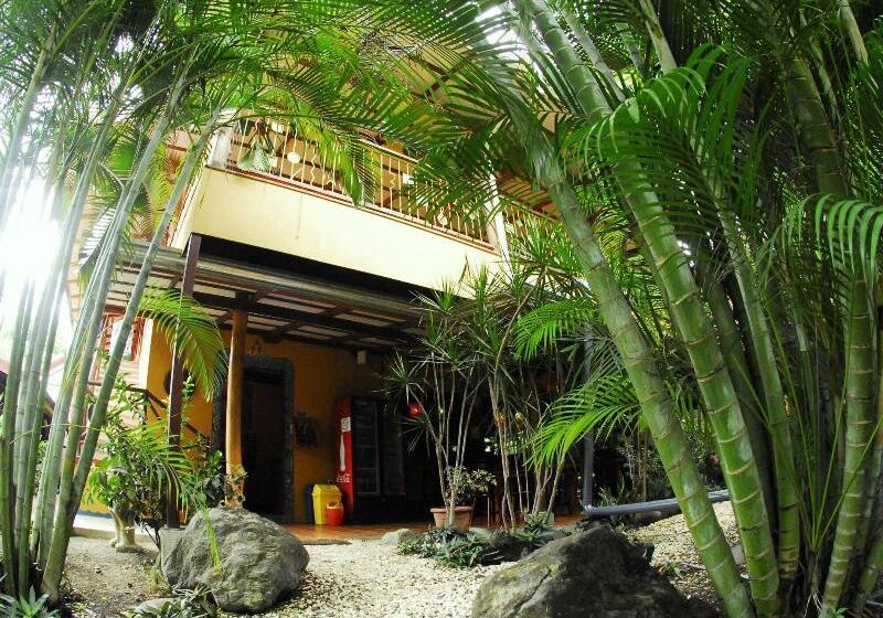 تختخواب و صبحانه Casa Zen