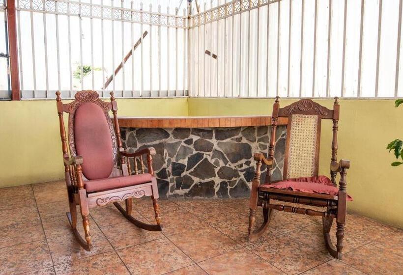 住宿加早餐  Sura