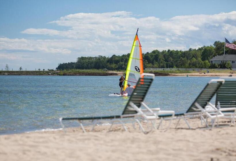 호텔 Beachfront Inn