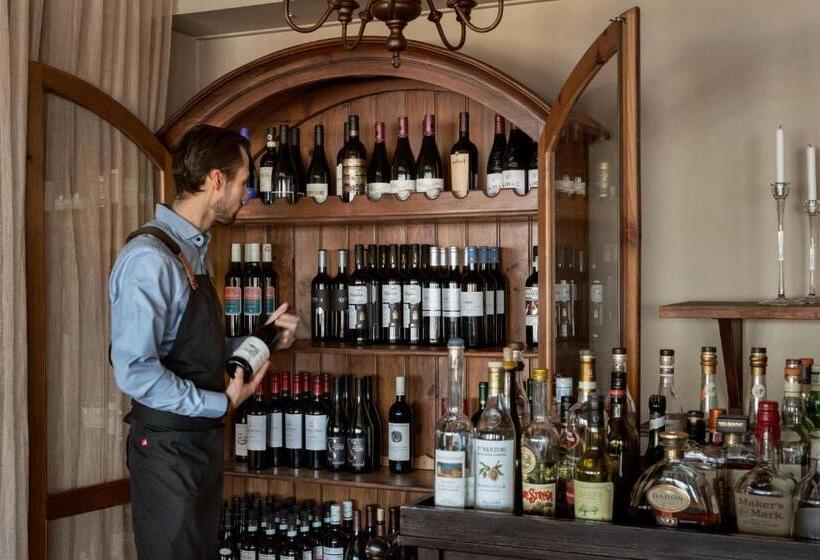 هتل L Villa Långbers