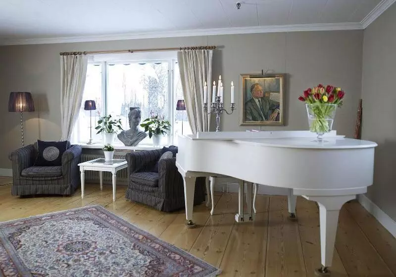 Hotelli L Villa Långbers
