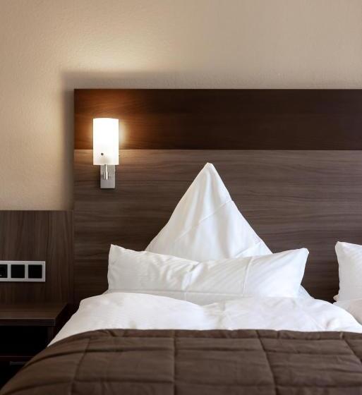 בית מלון כפרי Germania