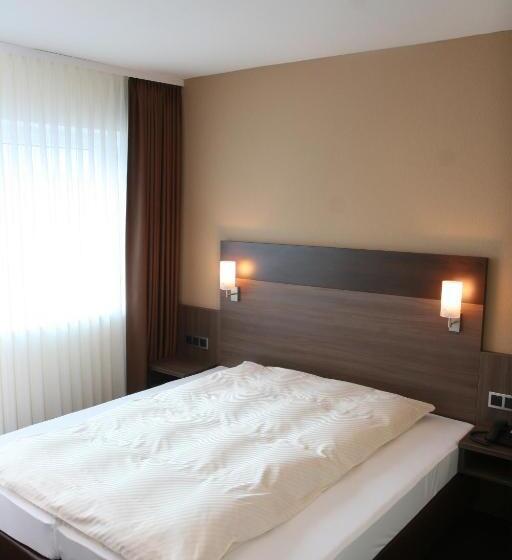 בית מלון כפרי Germania