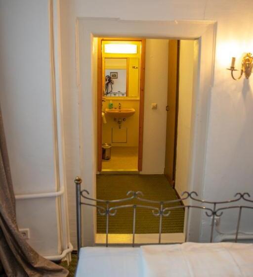 Отель Gästehaus Am Weißen Turm