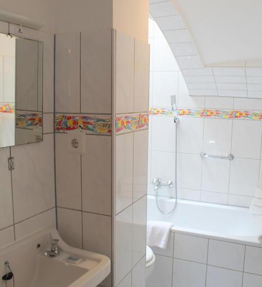 Отель Gästehaus Am Weißen Turm