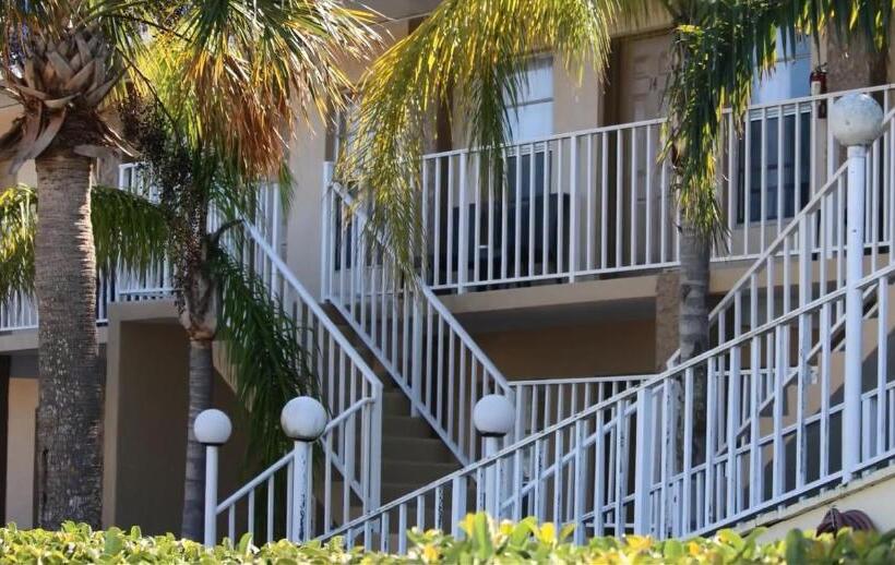 호텔 Inn On The Gulf