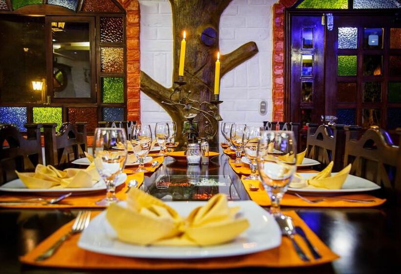 ホテル Jardines De Chamana