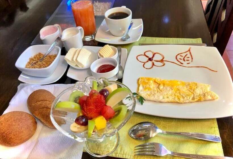 ホテル Jardines De Chamana