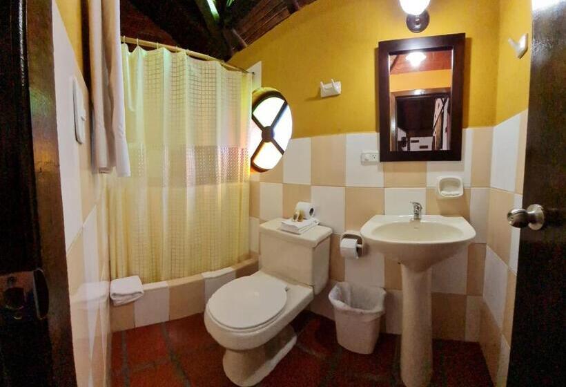 ホテル Jardines De Chamana