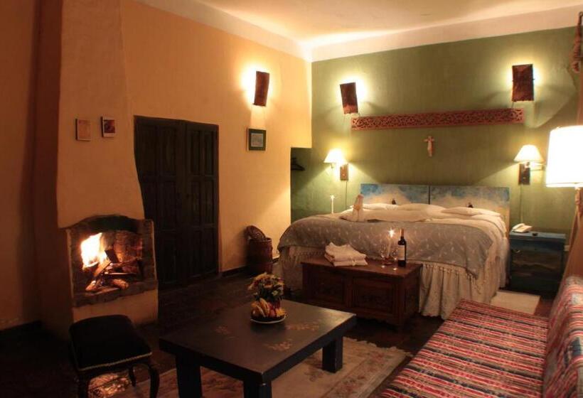 בית מלון כפרי La Posada De San Antonio