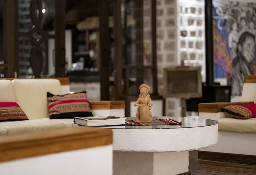 هتل Palacio de Sal