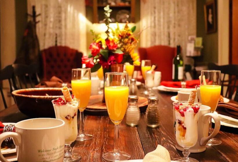 בית מלון כפרי The Hann Homestead Inn