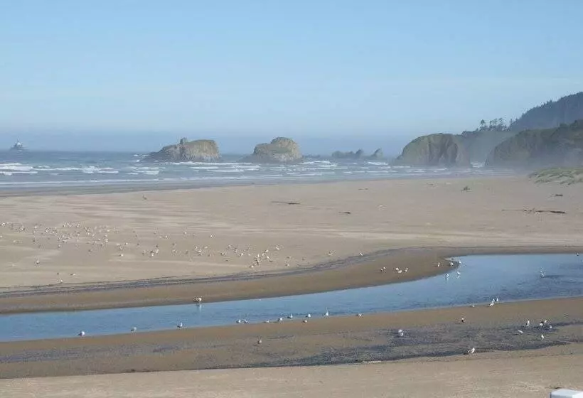 ホテル The Waves