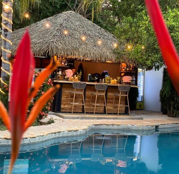 هتل Villas Kalimba