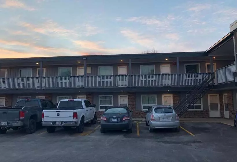 All Seasons Motel