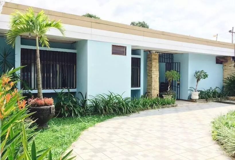 تختخواب و صبحانه & Spa Old House