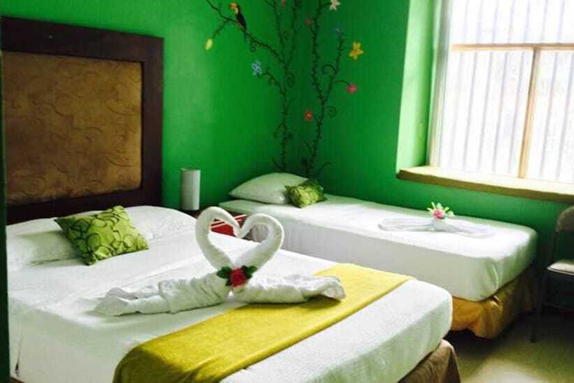 تختخواب و صبحانه & Spa Old House