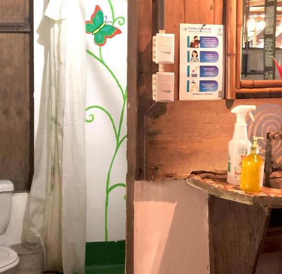 Cascada Verde Hostel