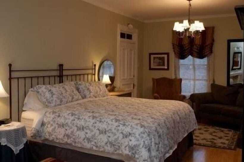 בית מלון כפרי Au Clos Rolland Couette & Cafe