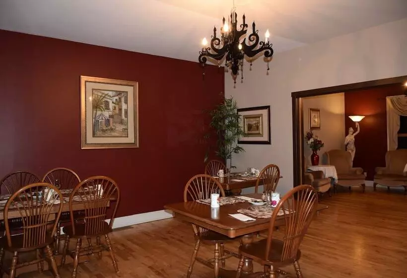 Hotelli Auberge Wild Rose Inn
