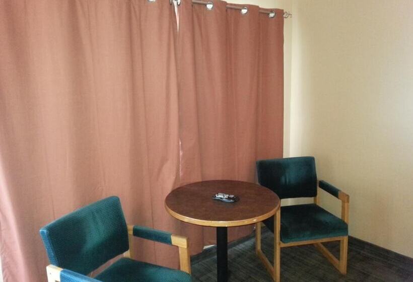 Отель Bracebridge Inn