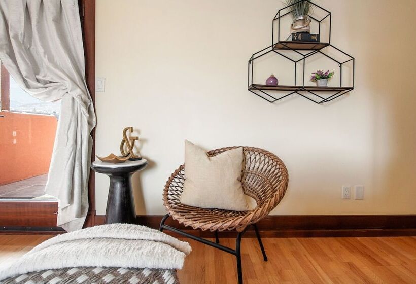 Szálloda Casa Grande Inn & Suites