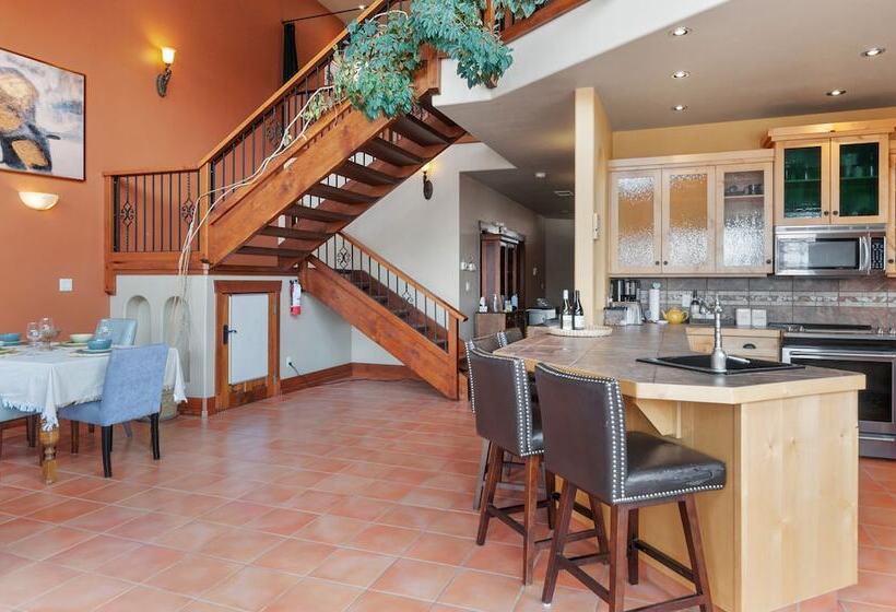 Szálloda Casa Grande Inn & Suites