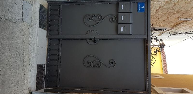 בית מלון כפרי Central Old Town Rooms