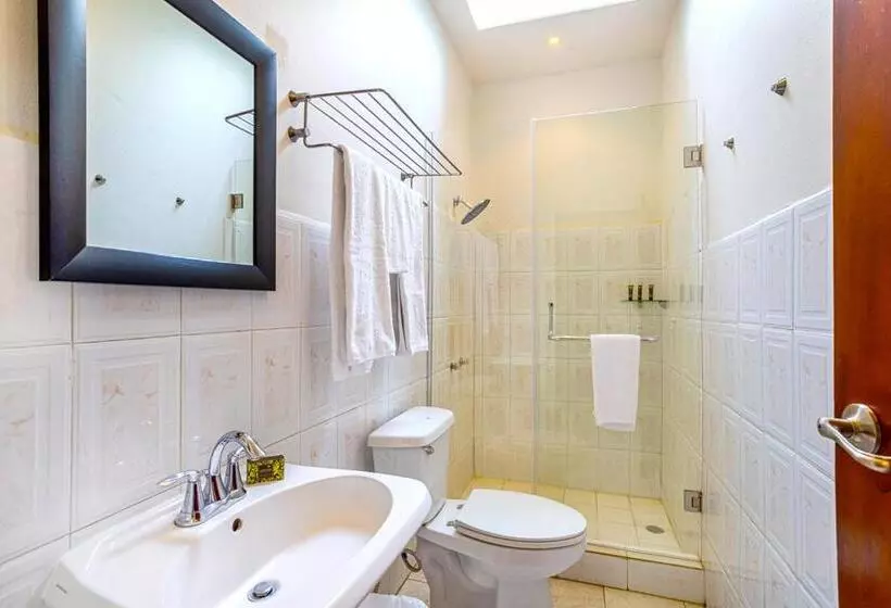 Hotelli Downtown Suites