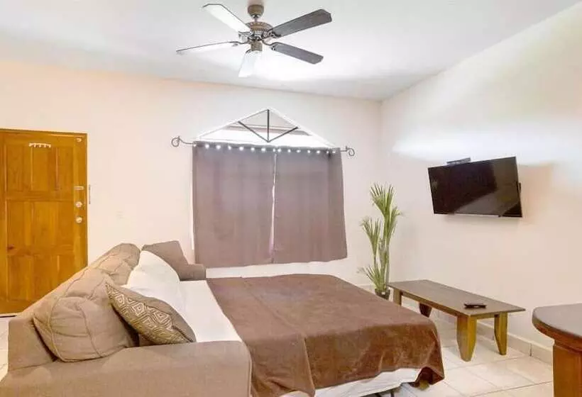 Hotelli Downtown Suites