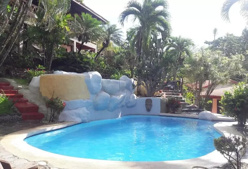 ホテル El Jardin
