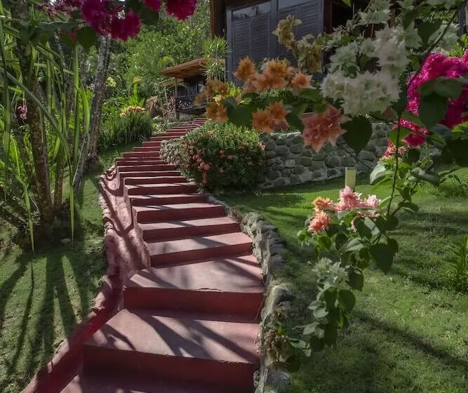 ホテル El Jardin