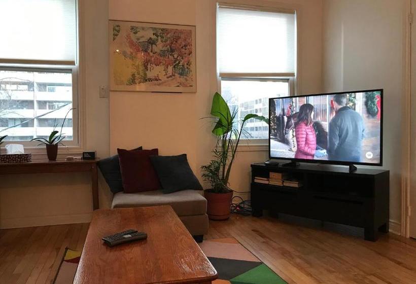 هتل Executive Underground Apartment