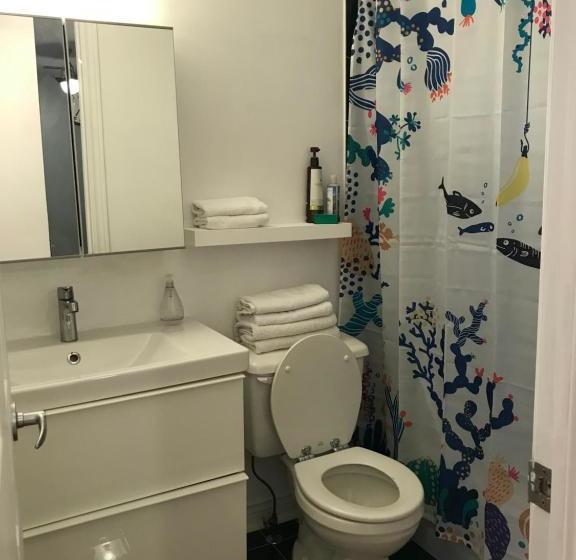 هتل Executive Underground Apartment