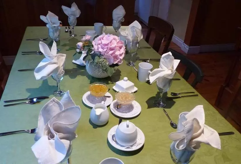 ホテル Gite Le Roupillon B&b