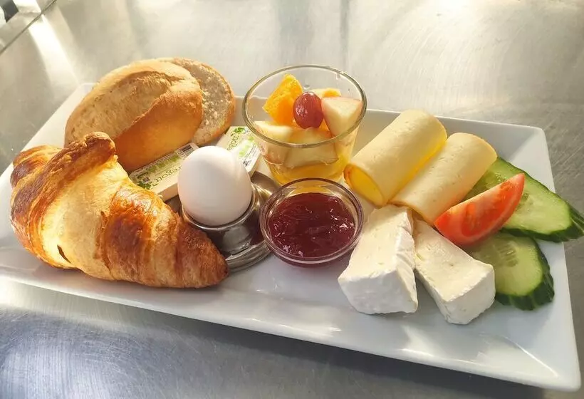 Hotelli Guesthouse Eleven