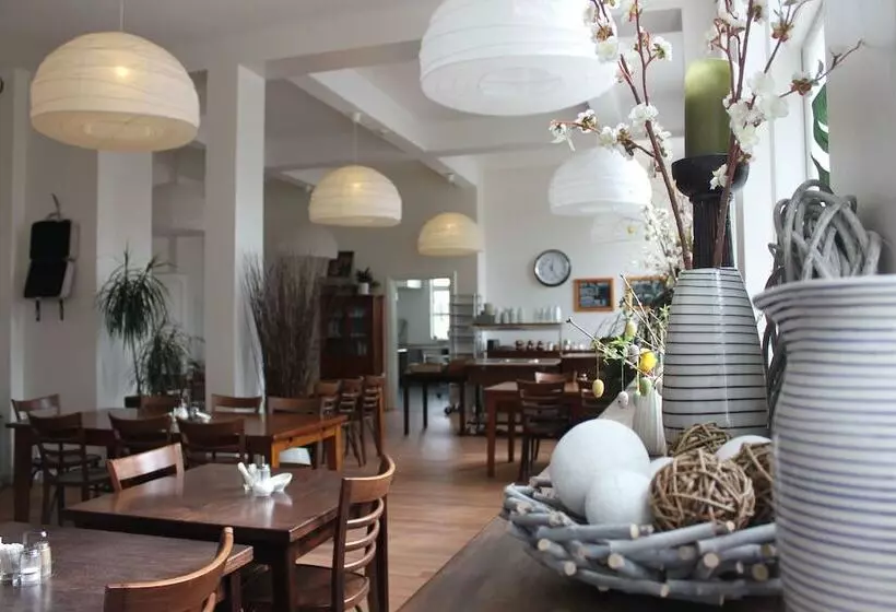 Hotelli Guesthouse Eleven