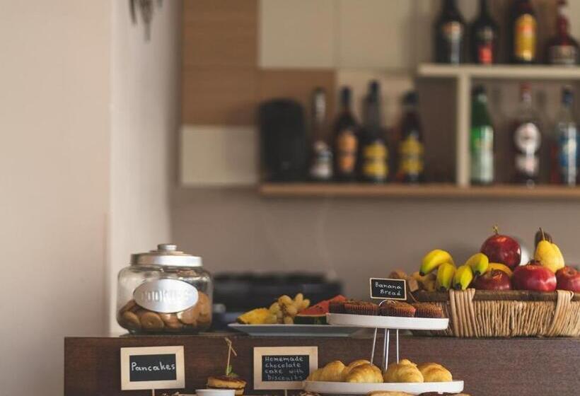 בית מלון כפרי Helios Apartments