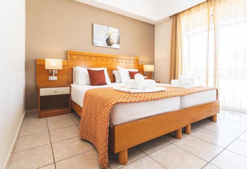 בית מלון כפרי Helios Apartments