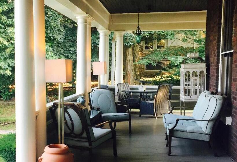 호텔 Lion S Head B&b