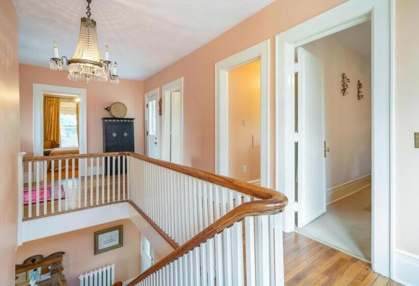 호텔 Lion S Head B&b