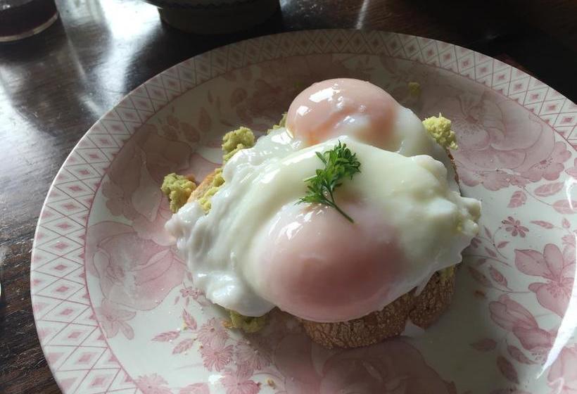 호텔 Lough Owel Lodge