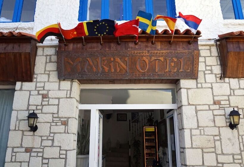 Hotel Marin