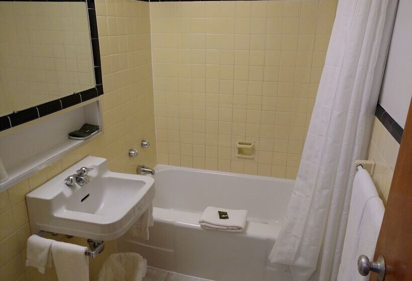 בית מלון כפרי Mariner Motor