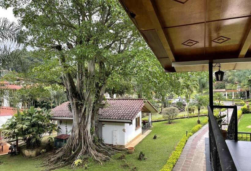 هتل Martino Spa And Resort