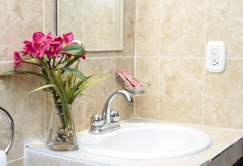 Szálloda Nadet Suites