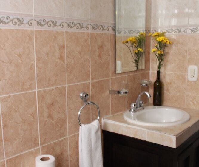 Szálloda Nadet Suites