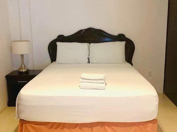 Szálloda Nadet Suites